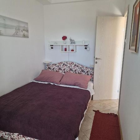 Marta Apartment Petrovac Bagian luar foto