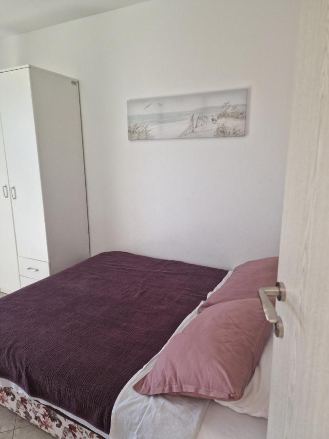 Marta Apartment Petrovac Bagian luar foto