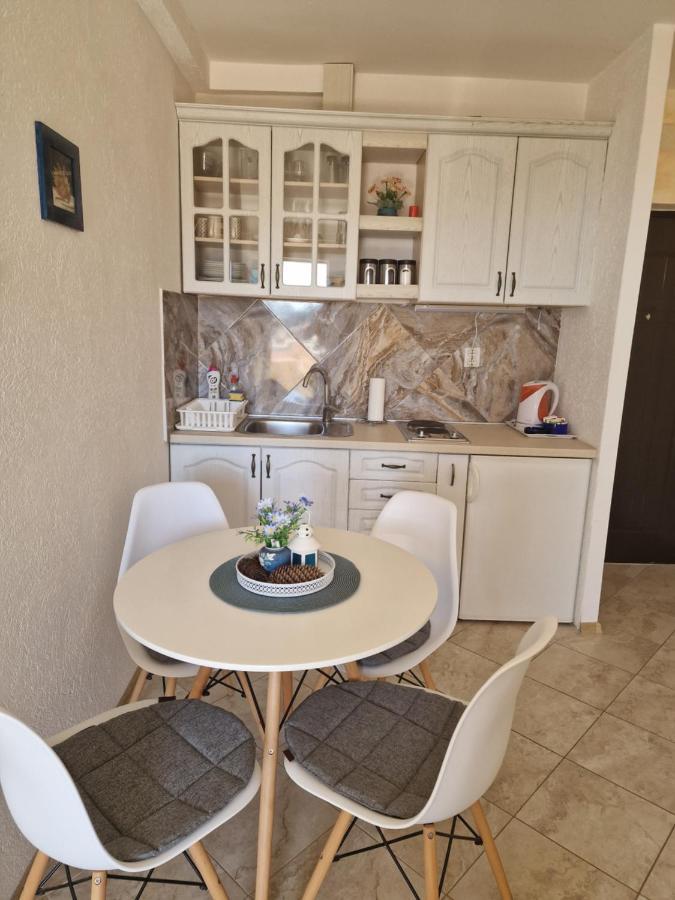 Marta Apartment Petrovac Bagian luar foto