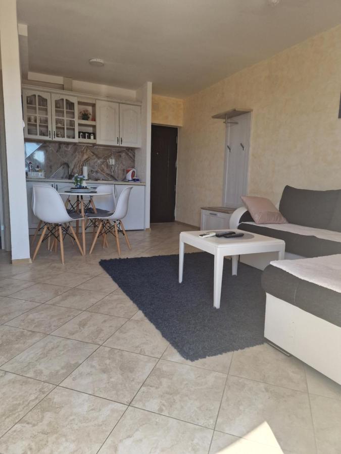 Marta Apartment Petrovac Bagian luar foto